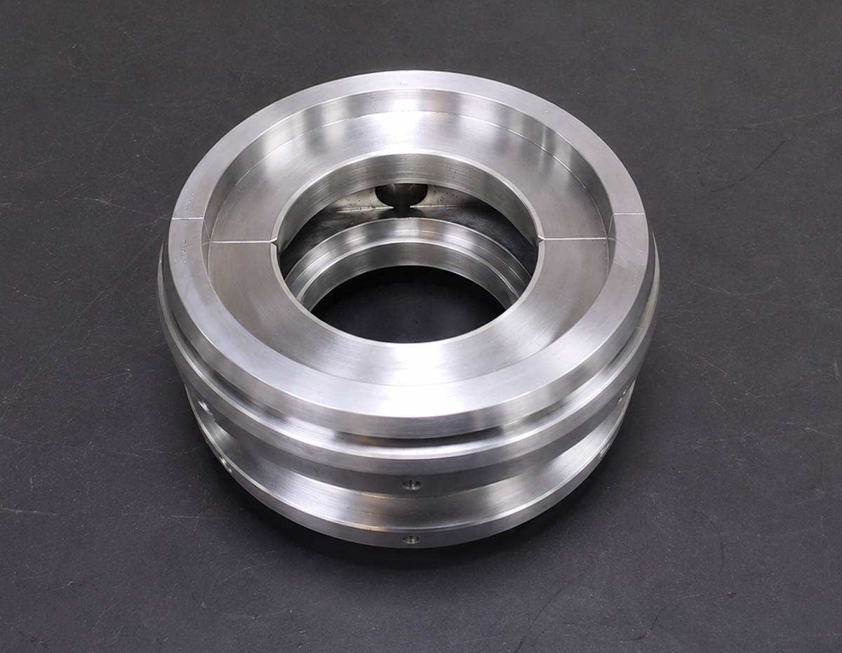 Bearing after refurbishment — comparison 1